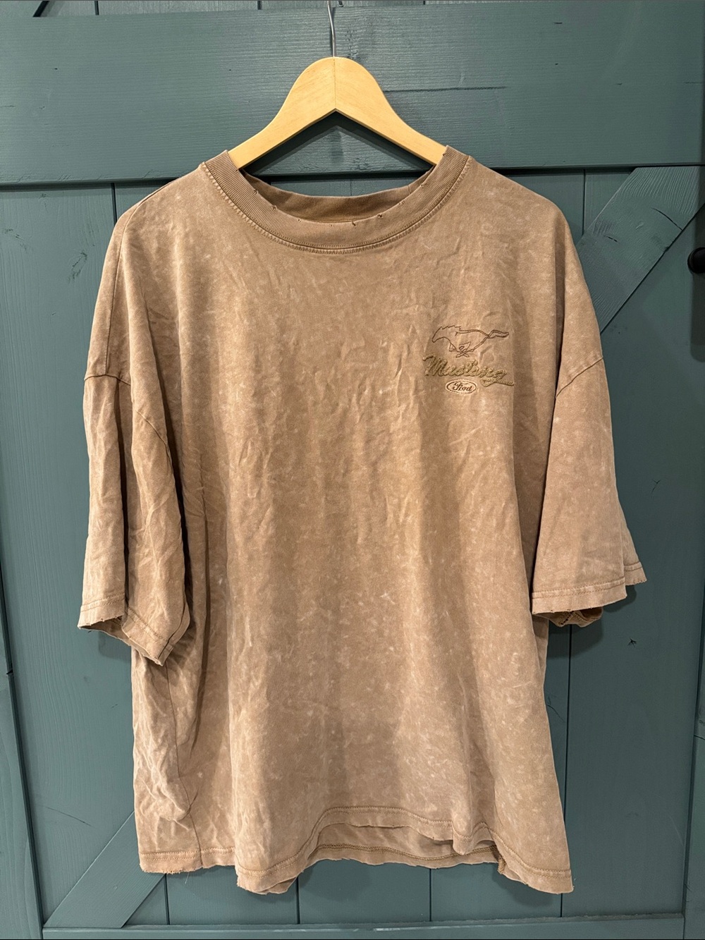 FORD vintage inspired oversized Short-Sleeve Shirt in Washed Brown